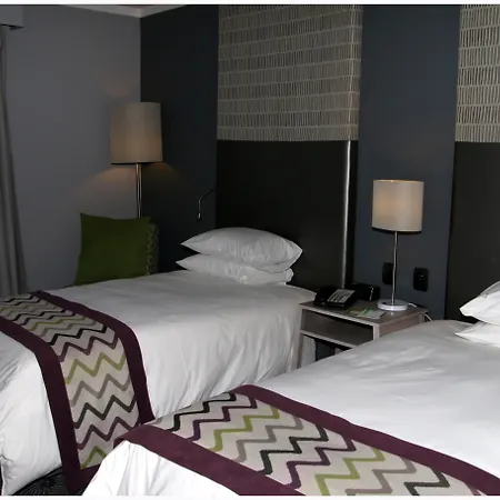Holiday Inn Johannesburg Or Tambo Airport Hotel By Ihg-3